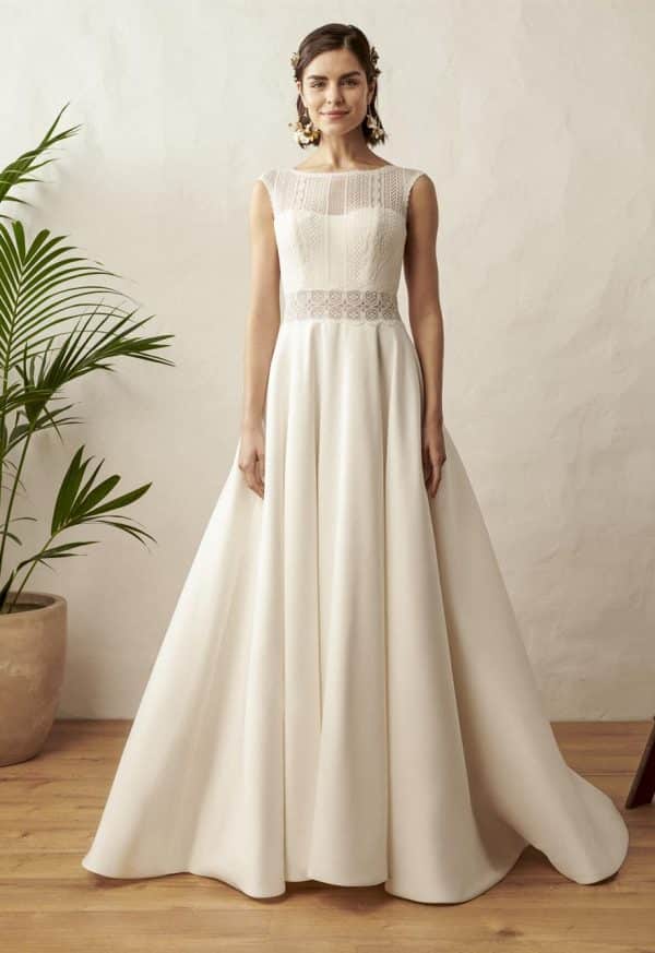 Brautkleid aus der Marylise Kollektion 2021
