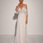 Fit & Flare Brautkleid mit Unterton von Evie Young, Modell Zaiya